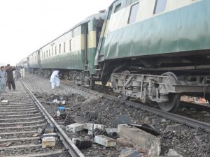 Kamerun'da tren kazası: Ölü sayısı 70'i geçti