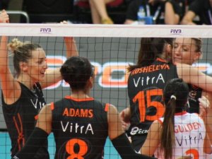 VitrA Kadın Voleybol Takımı,  tarihe geçti