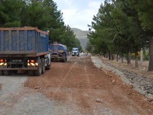 ​Korkuteli Çomaklı yolu yenileniyor