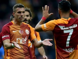 Fenerbahçe harcadı Galatasaray kazandı