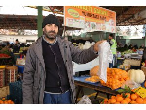 Gaziantep pazarında siyah poşet denetimi