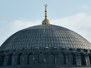 Fransa'dan bir alçaklık daha: 4 cami kapatıldı