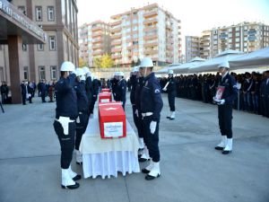 Diyarbakır'da Polisler için tören yapıldı