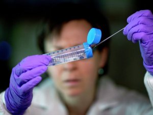 Rusya: Ürettiği Ebola aşısının patentini aldı