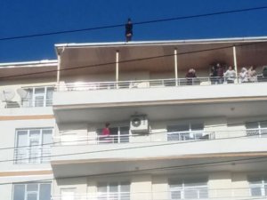 Sık yaşanan intihar girişimlerine bir yenisi eklendi