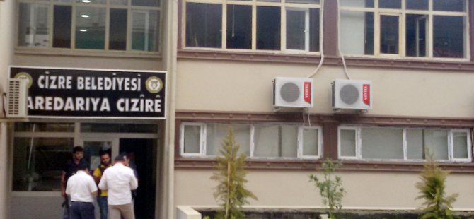 O ilçede Belediyeye baskın!