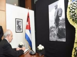 Kılıçdaroğlu Castro için taziyeye gitti