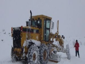 Doğuda 778 yerleşim birimine ulaşım sağlanamıyor