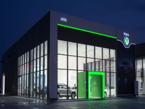 Gece nöbet tutan Skoda servisi