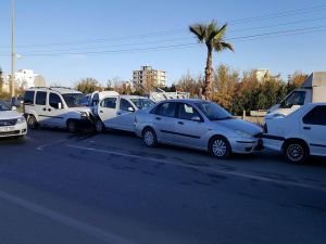 Mardin'de 7 aracın karıştığı zincirleme kaza!