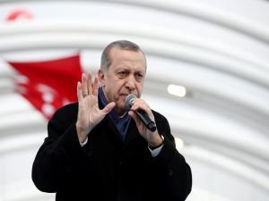 FÜ'de Erdoğan’a hakaret eden akademisyen açığa alındı