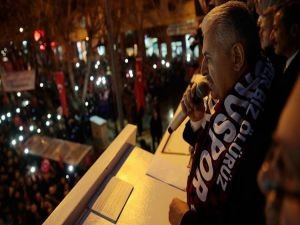 Başbakan Yıldırım: Türkiye'yi asla böldürtmeyiz