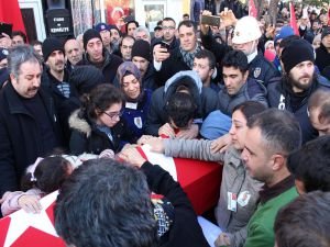 Şehit polis için cenaze töreni