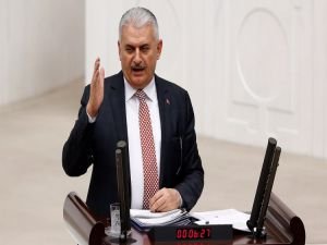 Başbakan Yıldırım: İki kaptan gemiyi batırır