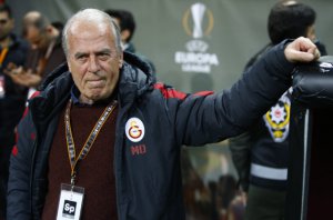 Galatasaray'dan Denizli ile ilgili flaş karar!