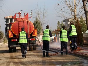 Asri Mezarlık temizlendi