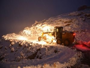 Elazığ'da 243 köy yolu ulaşıma kapandı