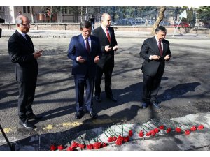 Başbakan Ahmet Davutoğlu patlama yerinde!