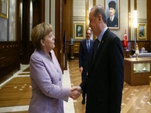 Cumhurbaşkanı Erdoğan Merkel ile görüştü