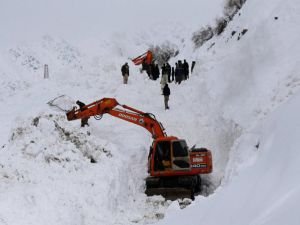 Afganistan'da çığ faciası