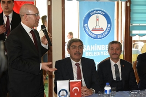 "Hz. Muhammed’in hayatı bizim için örnek bir hayat"