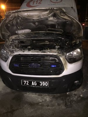 Aynı yerde yine ambulans yandı!