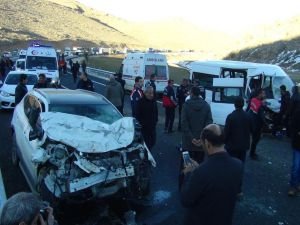 Mardin'da feci kaza