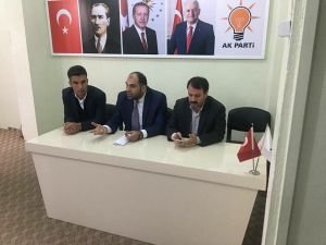 Ak Parti'den "Genç Kürsü" programları