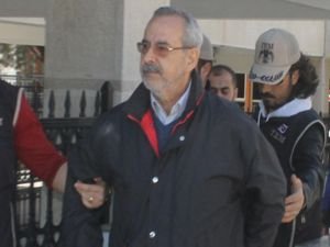 ABD konsolosluk çalışanı PKK'lı çıktı