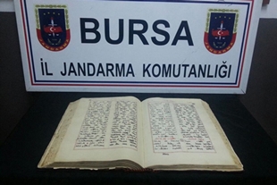 Bursa’da altın yazmalı tarihi kitap ele geçirildi