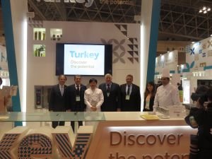 Türk gıda ihracatçıları 36 firma ile Foodex’e çıkarma yaptı