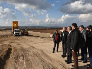 Vali Deniz, Güney Çevre Yolu ve Köprülü Kavşak çalışmalarını inceledi