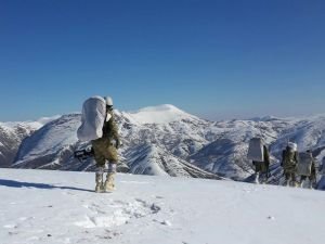 Gri listedeki 2 PKK'lı öldürüldü