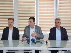 Yılmaz: Darbeleri üreten ortamları bertaraf etmek gerek