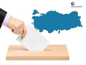 Medyaya Referandum Molası