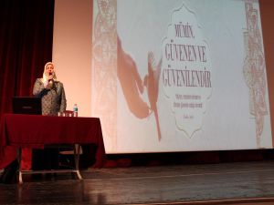 Bingöl’de “Hz Peygamber ve Güven Toplumu” konferansı