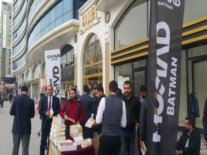 MÜSİAD Batman'dan kutlu doğum standı