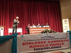 Şiirler de Kardeştir ve A Vahap Akbaş’ın Şiirlerinde Kardeşlik Paneli düzenlendi