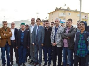 Mahallelerinde cami yapılması için yardım bekliyorlar