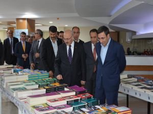 Bingöl Üniversitesindeki kitap fuarı sona erdi