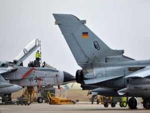 Almanya'ya İncirlik şartı: FETÖ'cüler iade edilsin