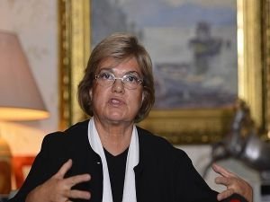 Eski Başbakan Çiller'e zorla getirilme kararı