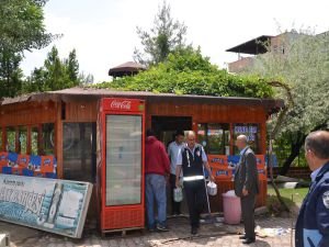 Kine Em Parkı'ndaki işletmeler tahliye edildi