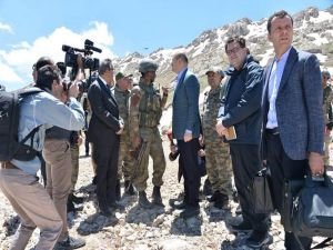 İçişleri Bakanı Kato Dağı'nda operasyon bölgesinde