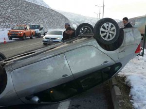 Bingöl-Elazığ yolunda kazası: 5 yaralı