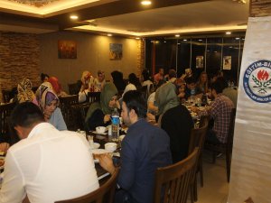 Eğitim-Bir-Sen Bismil'de iftar yemeği