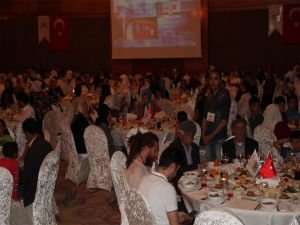 Öksüz, yetim ve yaşlılara iftar program