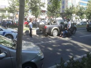 Belediyeye ait araçta silah bulundu! 4 kişi gözaltına alındı