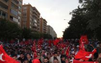 Diyarbakır’da 15 Temmuz yürüyüşü