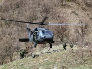 Ağrı'da 8 PKK'lı öldürüldü